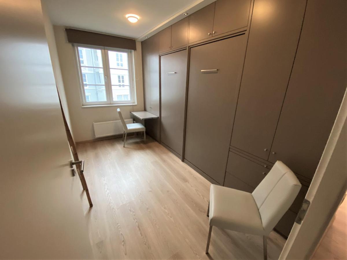 Edward Hopper Suite, Duinhof 3-9-7, Spacious Apartment Near The Beach With Sunny Balcony Cadzand Bagian luar foto
